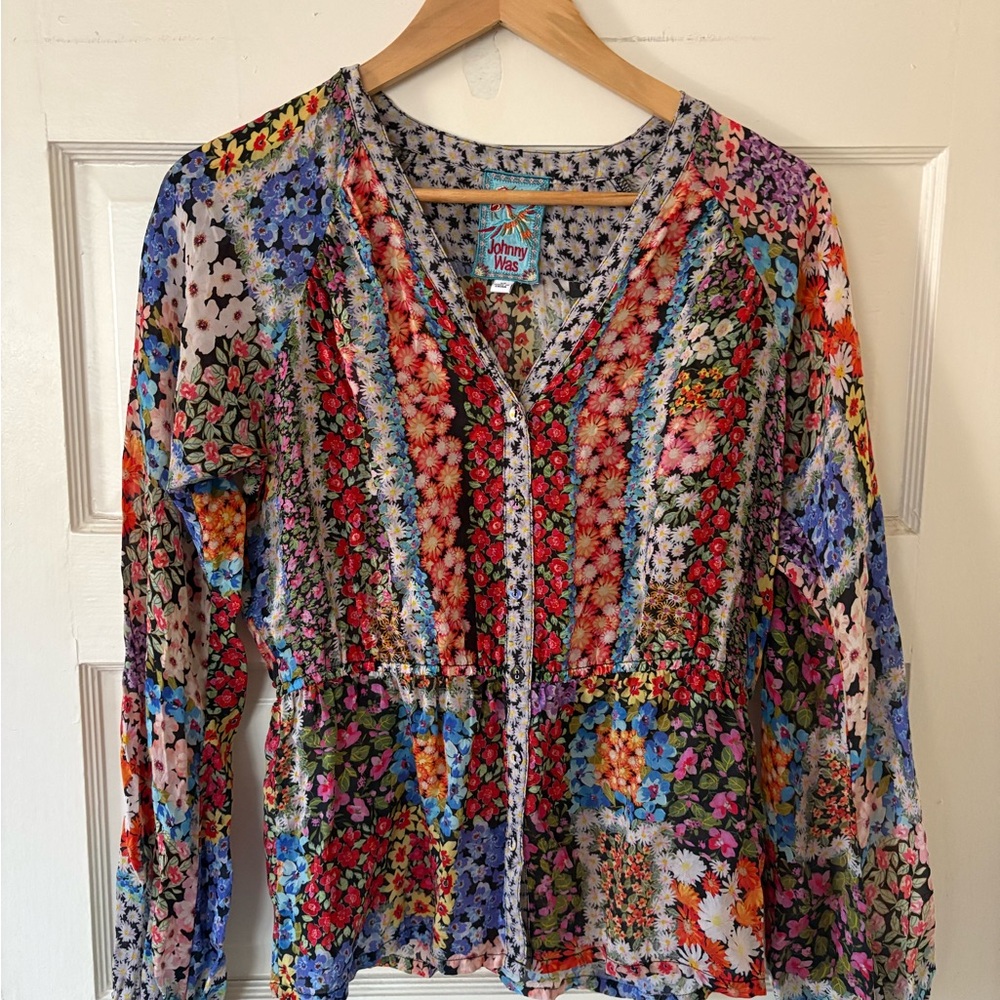 Johnny Was Vibrant Floral Blouse Fawn Button Up